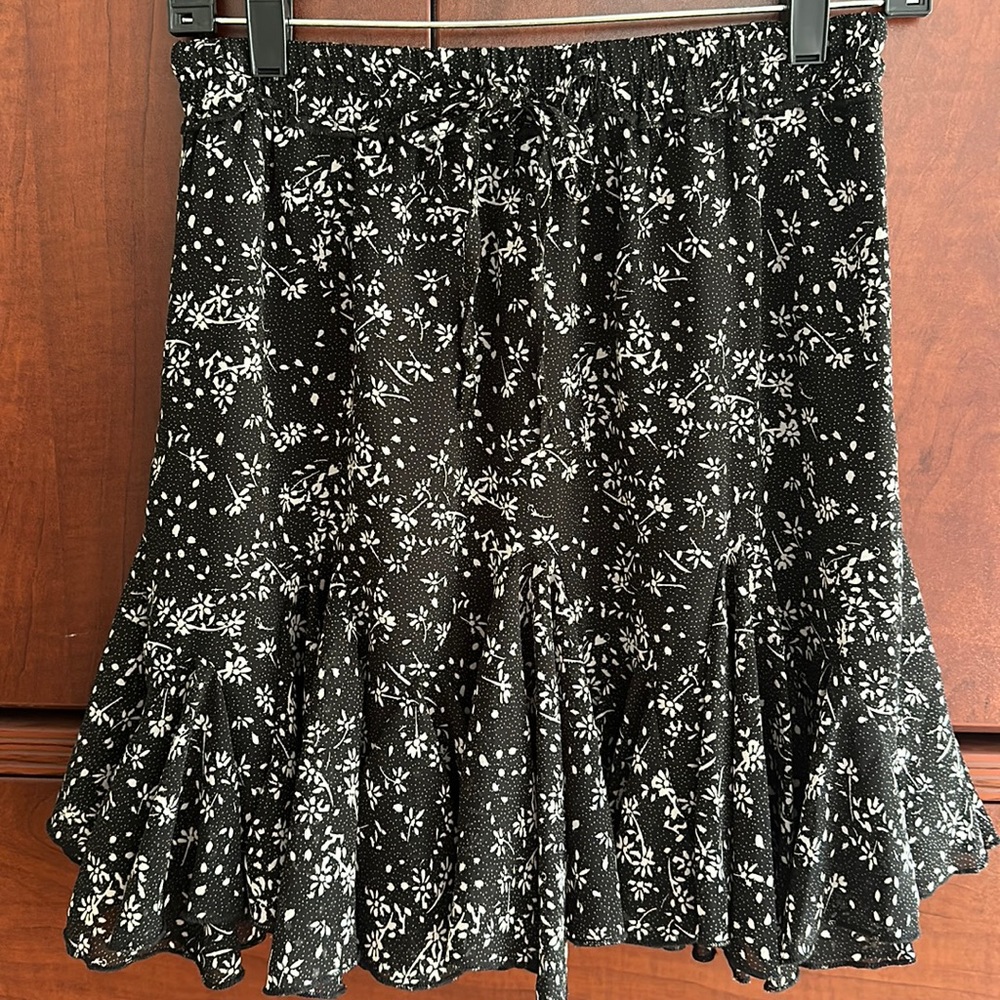 ❤️ NWOT Papermoon Mini Elastic Waist Skater Skirt, Fully Lined
